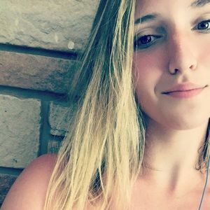 Meet your Posher, Stacey